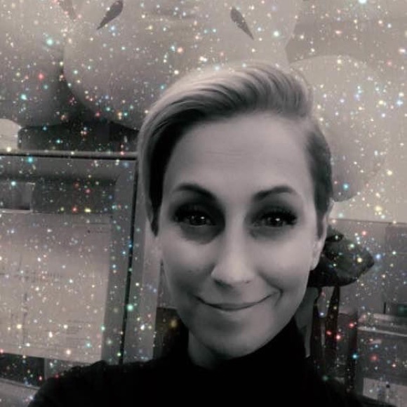 Meet your Posher, Jessica - Picture 2 of 6